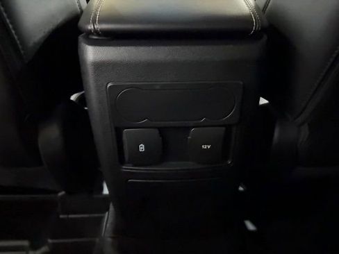 Used 2023 Ford Explorer XLT w/ Equipment Group 202A image 28