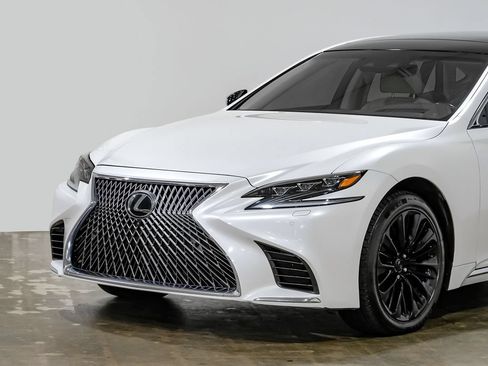 Used 2018 Lexus LS 500 w/ Luxury Package RWD image 6