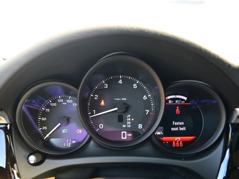 Used 2026 Porsche Macan image 18