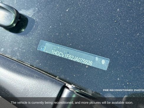 Used 2018 Honda Accord EX-L image 2