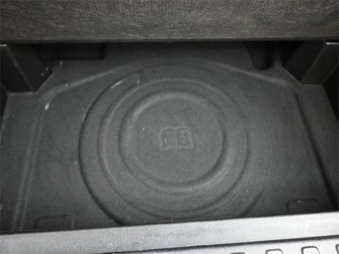 Used 2020 Chevrolet Equinox LS w/ LS Convenience Package image 16