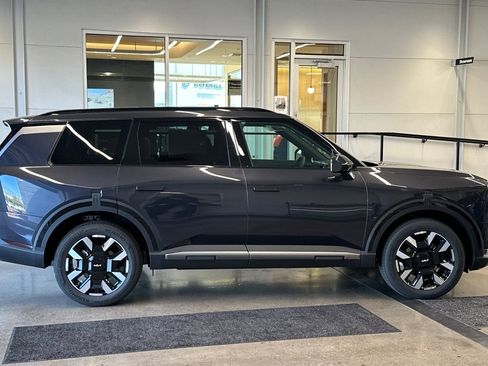 New 2027 Kia Telluride S FWD image 2