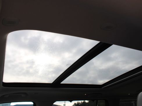 Used 2023 Jeep Wagoneer Series II w/ Convenience Group I image 36