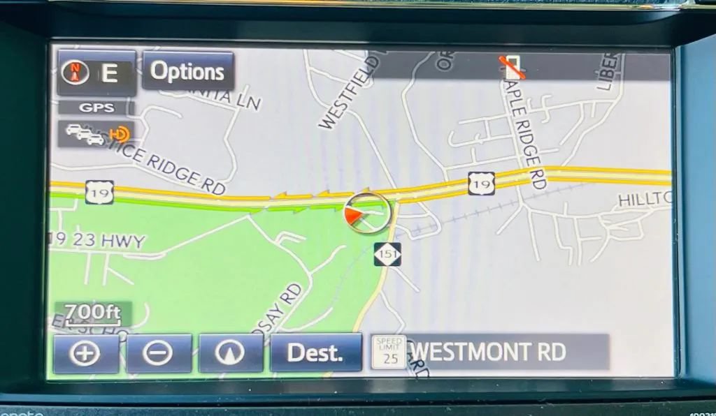 Used 2015 Toyota RAV4 Limited AWD/4WD image 16