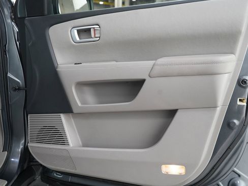 Used 2013 Honda Pilot LX image 9