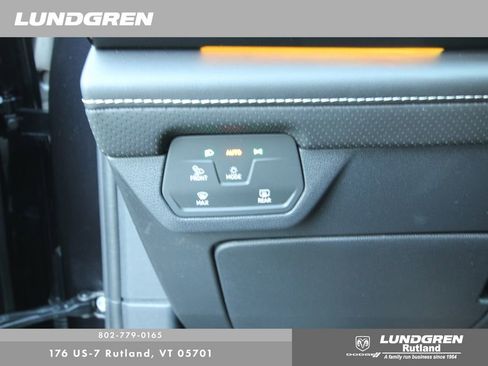 Certified 2025 Volkswagen Atlas SEL image 15