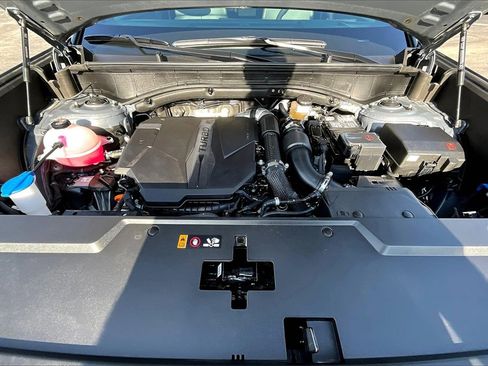 Used 2025 Hyundai Santa Fe Calligraphy image 10