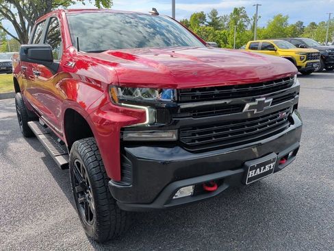 Used 2021 Chevrolet Silverado 1500 LT Trail Boss w/ Bed Protection Package AWD/4WD image 2