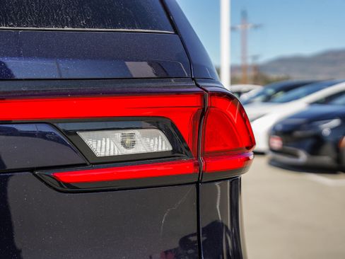 New 2026 Toyota Grand Highlander Limited image 12