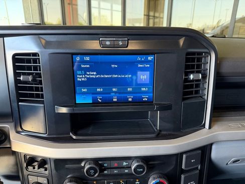 Used 2025 Ford F250 XL w/ STX Appearance Package AWD/4WD image 12