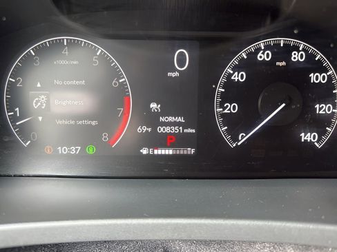 Used 2025 Honda Pilot Sport image 24