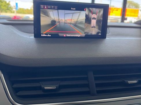 Used 2017 Audi Q7 2.0T Premium Plus w/ Premium Plus Package image 37