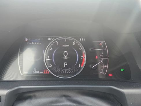 Used 2022 Lexus ES 350 Ultra Luxury w/ Accessory Package 2 FWD image 9