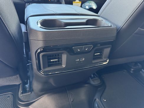 Certified 2025 GMC Sierra 1500 AT4 AWD/4WD image 16
