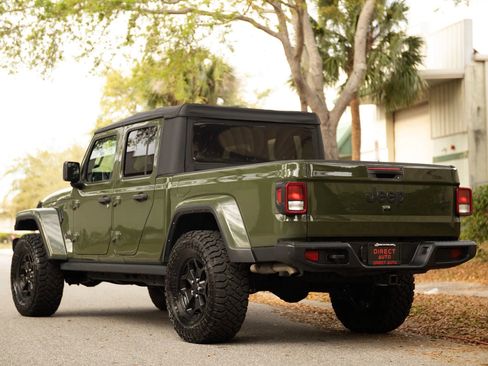 Used 2023 Jeep Gladiator Sport image 19