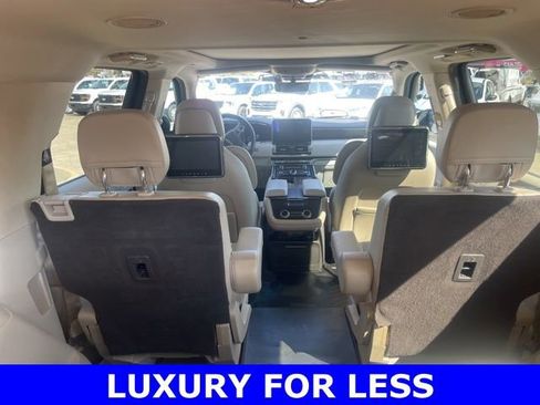 Used 2020 Lincoln Navigator L Reserve w/ Luxury Package image 8