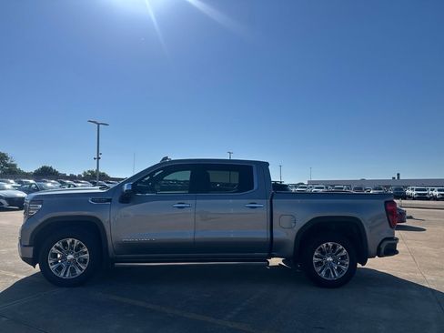 Used 2023 GMC Sierra 1500 Denali AWD/4WD image 11