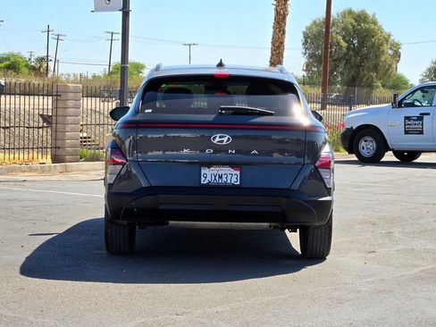 Used 2024 Hyundai Kona SEL FWD image 5