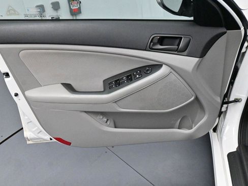 Used 2015 Kia Optima LX w/ LX Convenience Plus Package FWD image 10