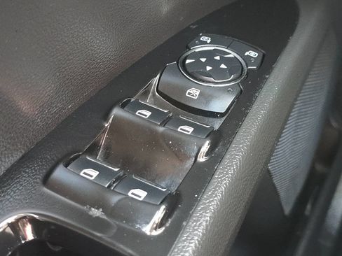 Used 2014 Ford Fusion Energi SE image 22