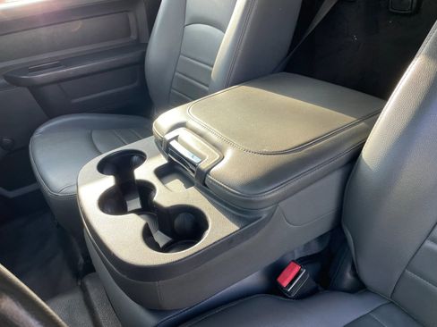 Used 2014 RAM 3500 Tradesman image 34