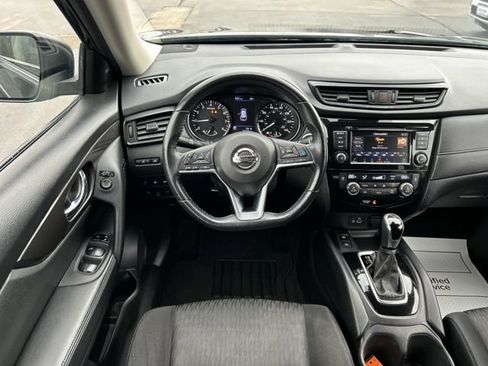 Used 2019 Nissan Rogue SV w/ Premium Package AWD/4WD image 27