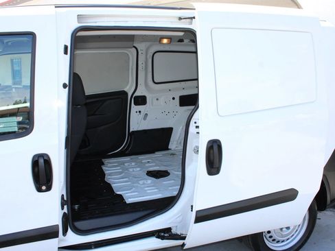 Used 2021 RAM ProMaster City Tradesman FWD image 8