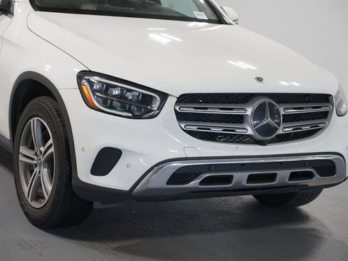 Used 2022 Mercedes-Benz GLC 300 image 4