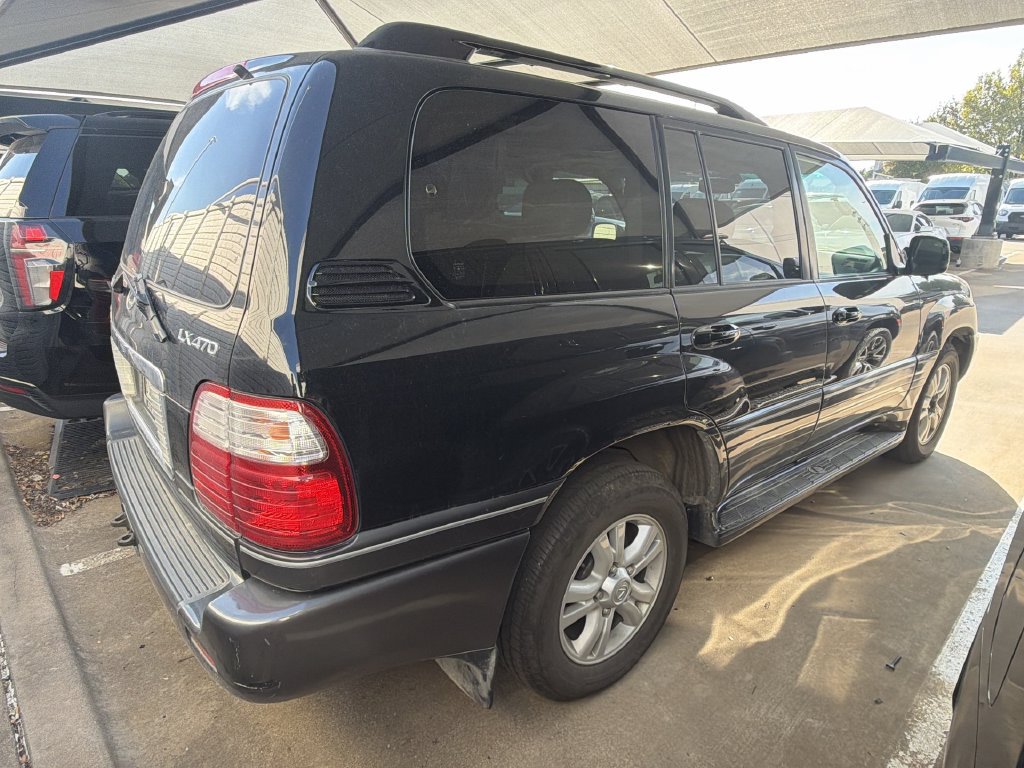 Used 2005 Lexus LX 470 4WD image 3