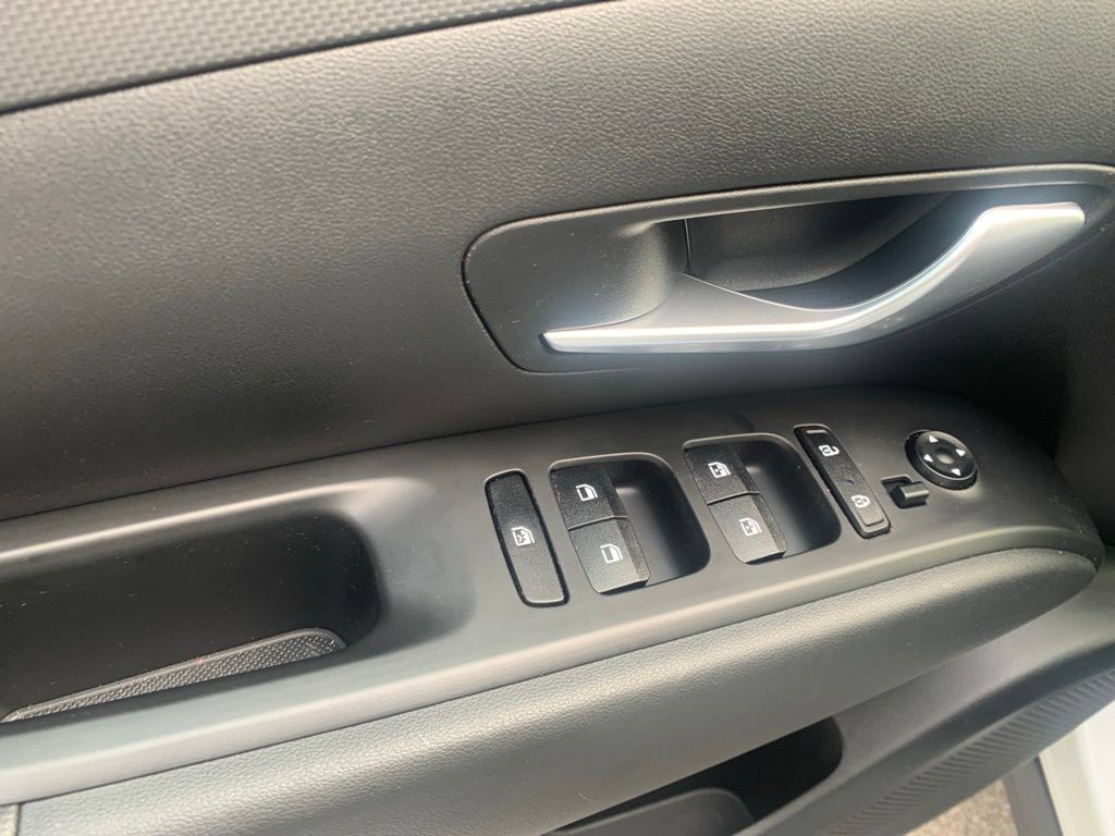 Certified 2024 Hyundai Tucson SEL AWD/4WD image 11
