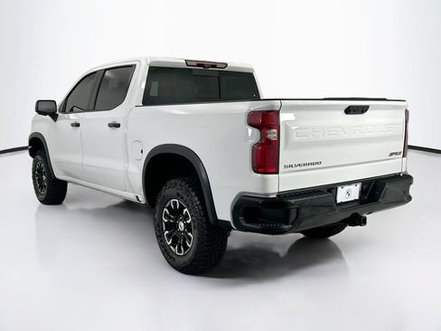 Used 2023 Chevrolet Silverado 1500 ZR2 w/ Technology Package AWD/4WD image 7