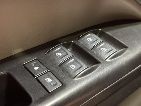 Used 2022 Chevrolet Colorado W/T AWD/4WD image 27