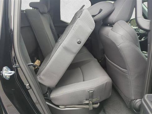 Certified 2025 Toyota Tacoma SR5 image 25