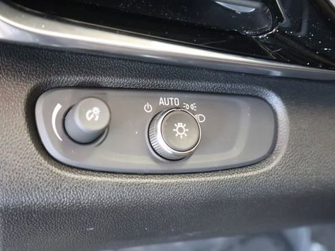 Used 2024 Buick Envista Sport Touring FWD image 24