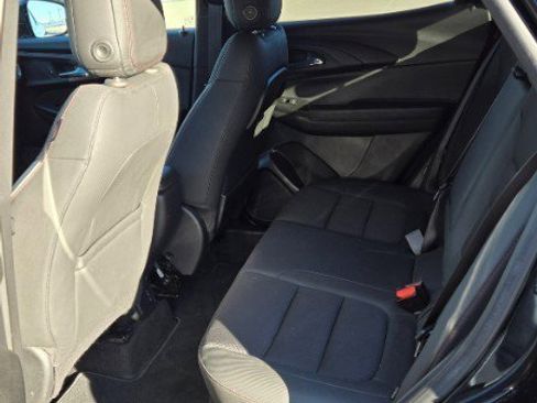 Used 2022 Chevrolet TrailBlazer RS w/ Convenience Package image 14
