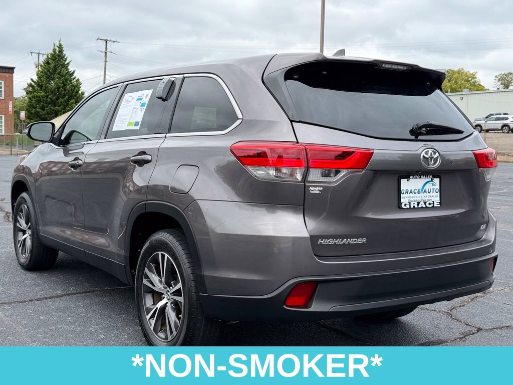Used 2019 Toyota Highlander Plus FWD image 6
