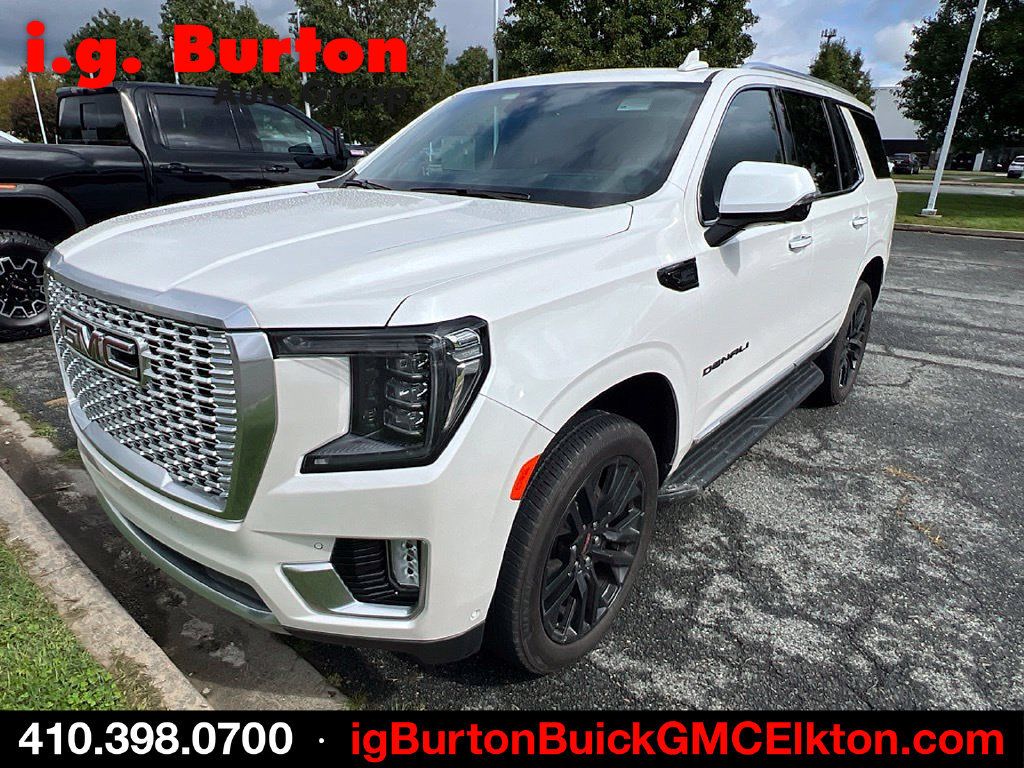 Used 2024 GMC Yukon Denali w/ Advanced Technology Package AWD/4WD image 3