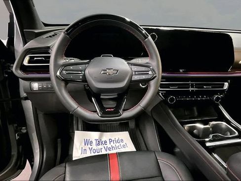 Used 2024 Chevrolet Traverse RS w/ LPO, Floor Liner Package image 8