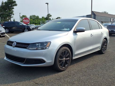 Used 2014 Volkswagen Jetta SE FWD image 8