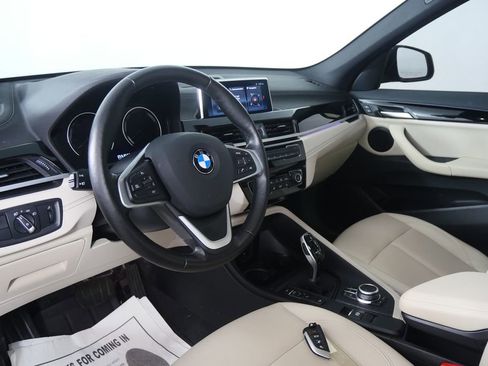Certified 2022 BMW X1 xDrive28i w/ Premium Package image 12