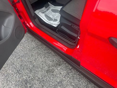 Used 2022 Ford Transit Connect XL image 48