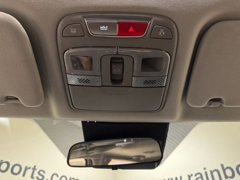 Used 2025 Kia Telluride S FWD image 18