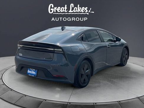 Used 2023 Toyota Prius Prime FWD image 5