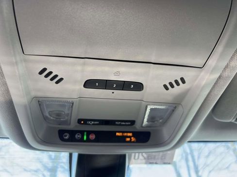 Certified 2025 Chevrolet Blazer LT w/ Convenience Package image 34