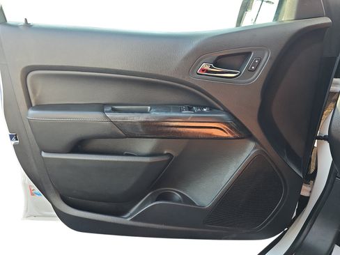 Used 2016 GMC Canyon SLE RWD image 22