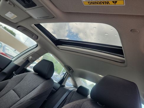 Used 2024 Honda Accord EX image 22