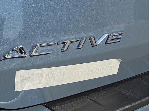 New 2026 Ford Explorer Active w/ Active Comfort Package image 8