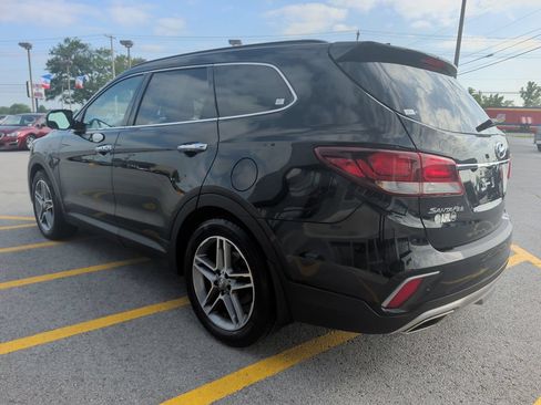 Used 2018 Hyundai Santa Fe AWD image 5