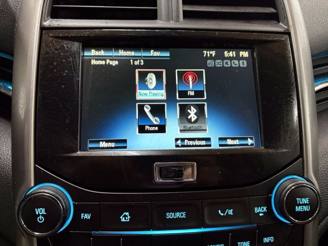 Used 2015 Chevrolet Malibu LT FWD image 30