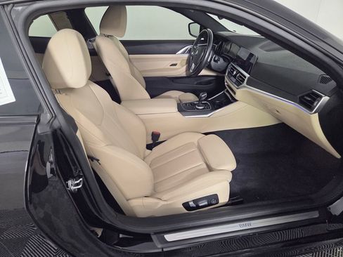 Used 2021 BMW 430i Coupe w/ Convenience Package image 28